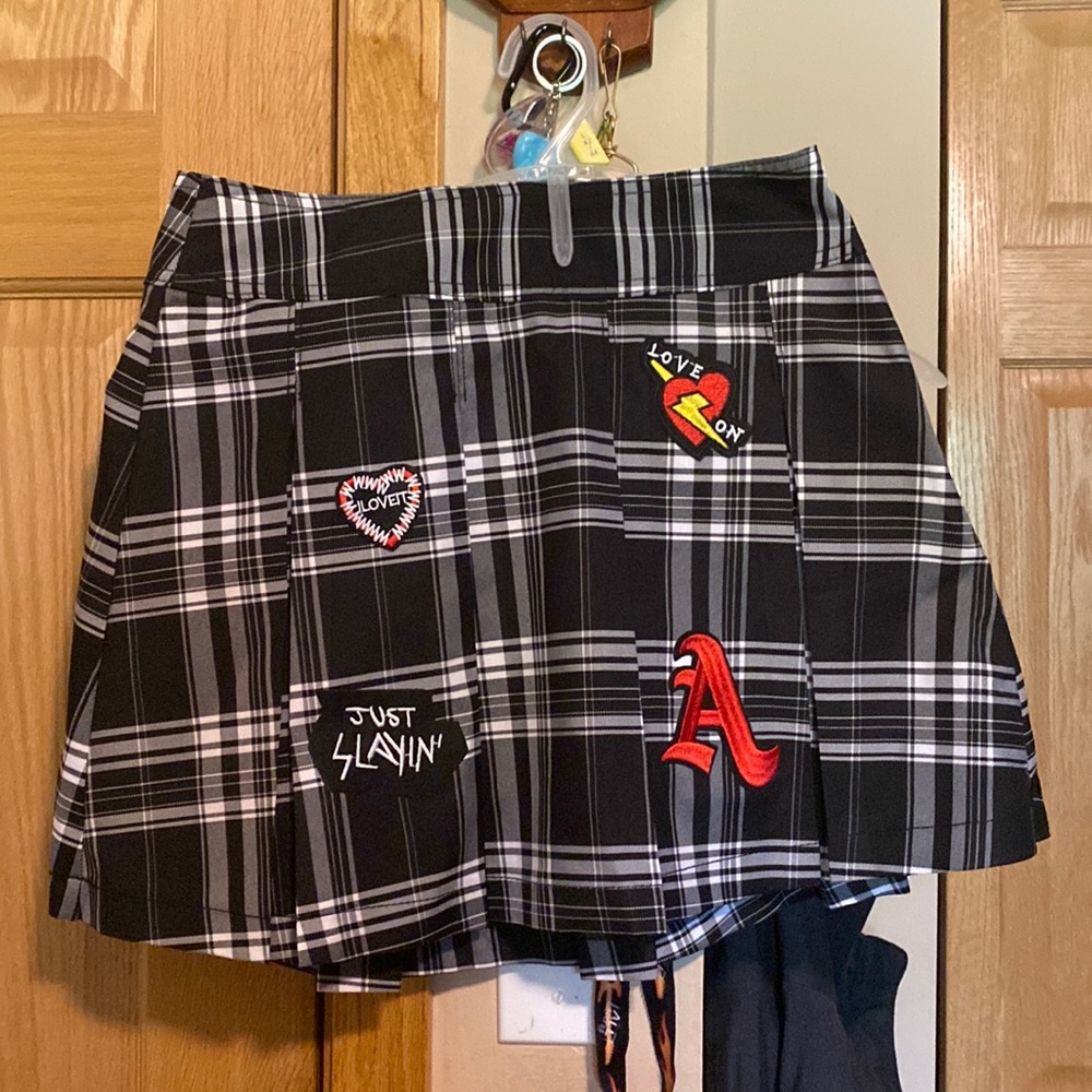 Women’s skirt